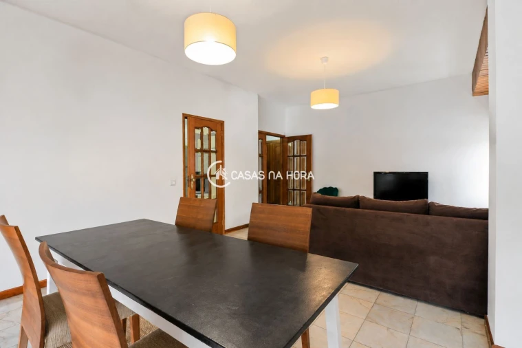 Apartamento T4 para Arrendamento em Bonfim Foto 13