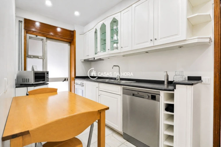 Apartamento T4 para Arrendamento em Bonfim Foto 26