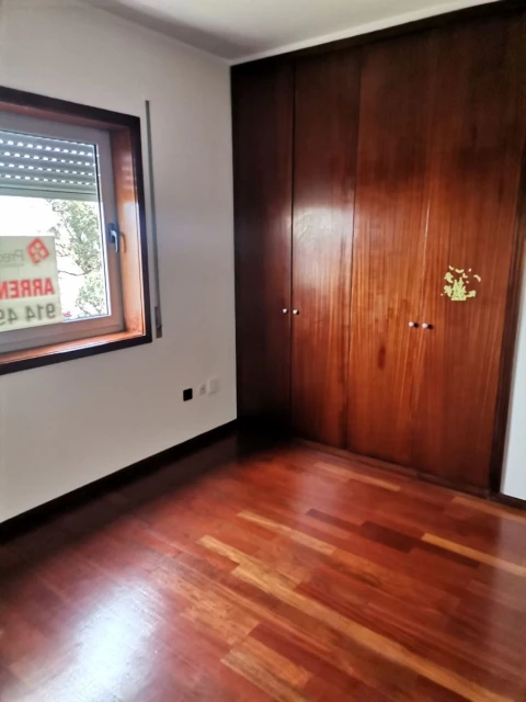 Apartamento T1 para Arrendamento em Paranhos
