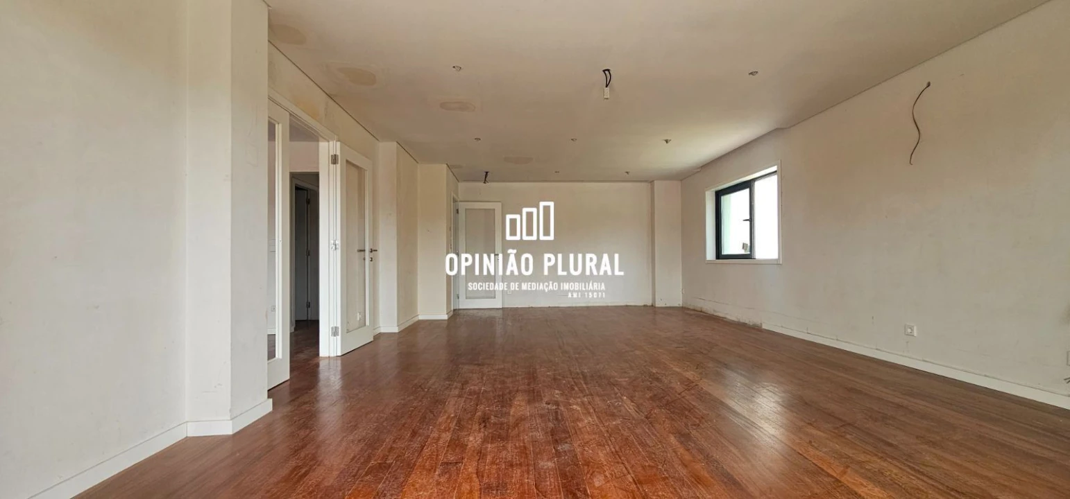 Moradia T3 para Venda em Gondomar (São Cosme), Valbom e Jovim Foto 2