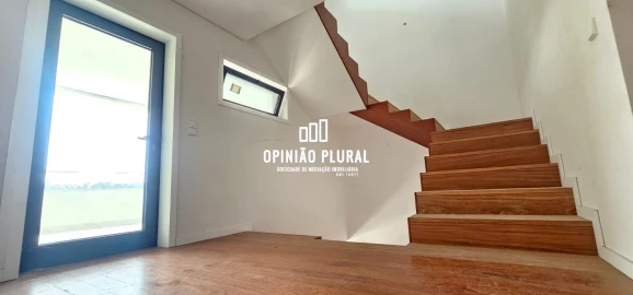 Moradia T3 para Venda em Gondomar (São Cosme), Valbom e Jovim