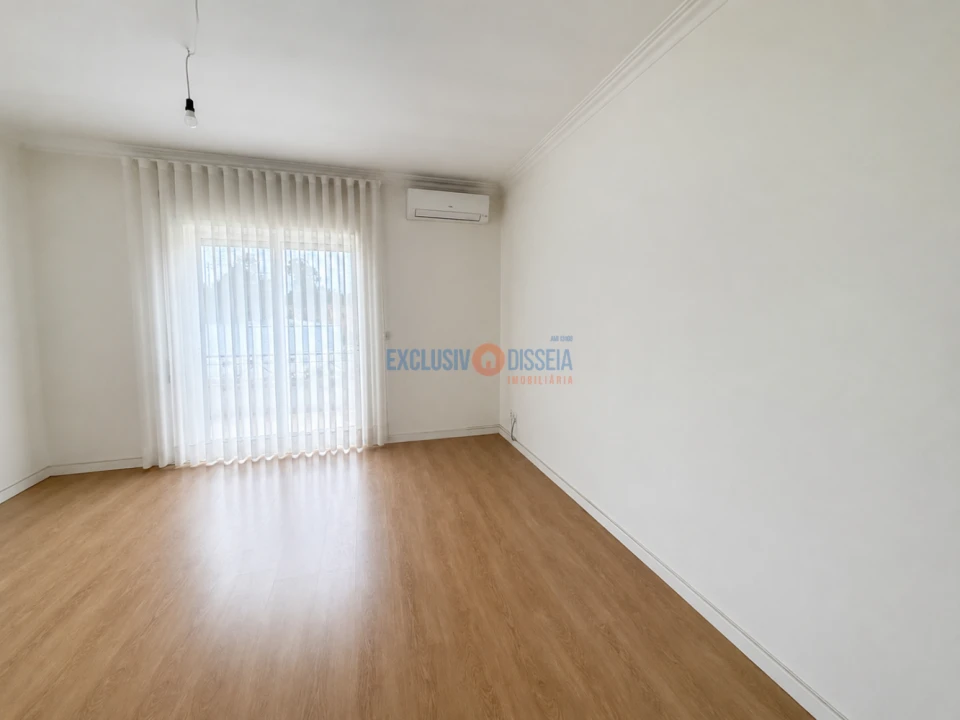 Apartamento T3 para Venda em Oliveira do Bairro Foto 7