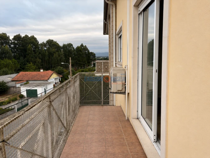 Apartamento T3 para Venda em Oliveira do Bairro Foto 8
