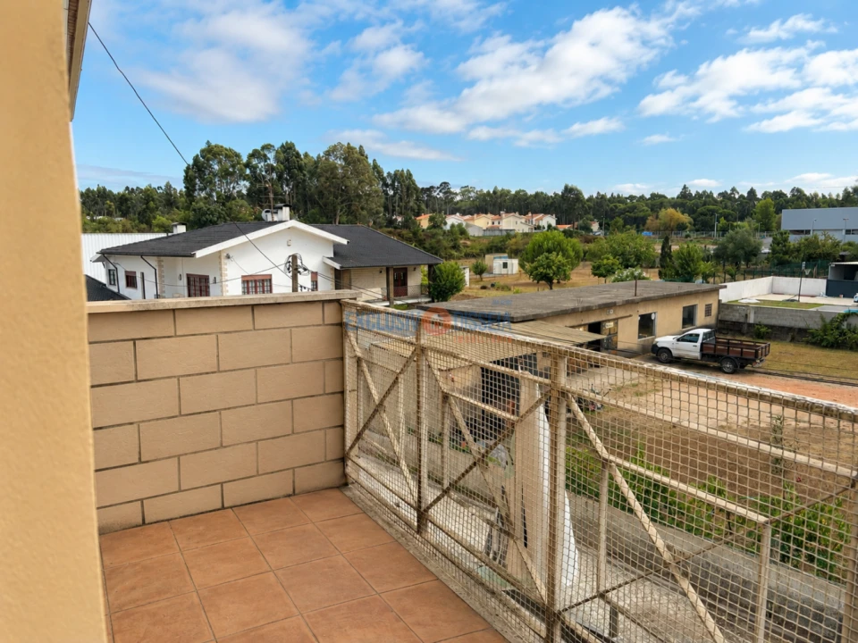 Apartamento T3 para Venda em Oliveira do Bairro Foto 9