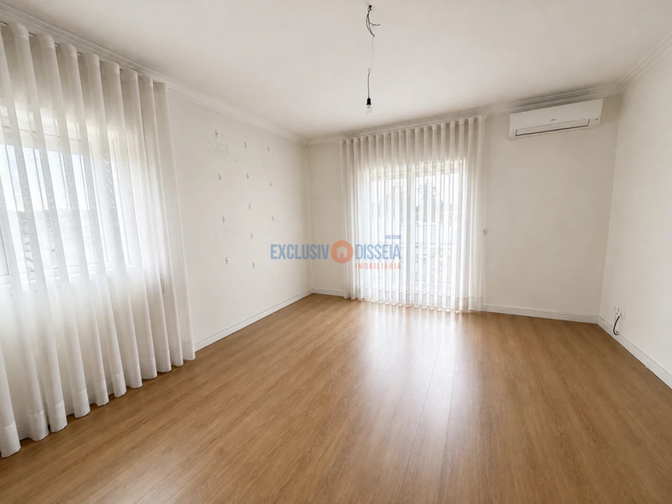 Apartamento T3 para Venda em Oliveira do Bairro Foto 14