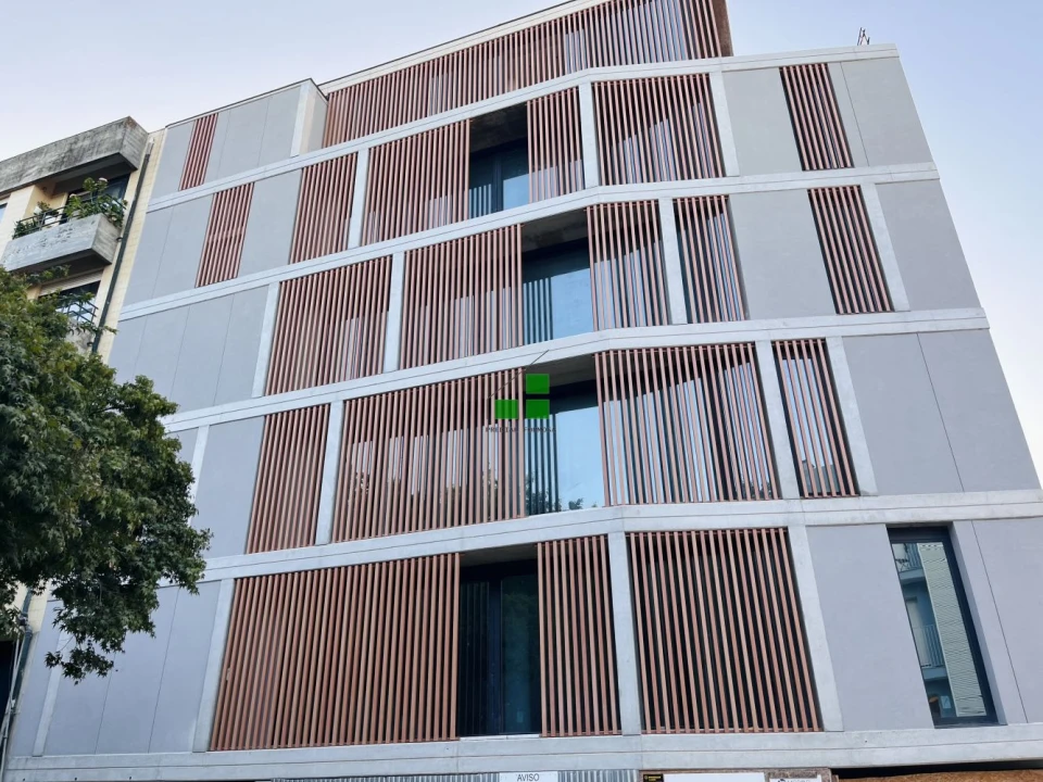 Apartamento T1 para Venda em Paranhos Foto 1