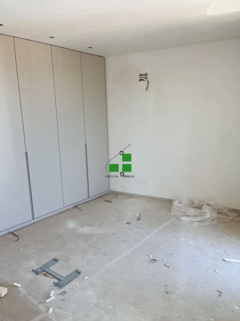 Apartamento T1 para Venda em Paranhos