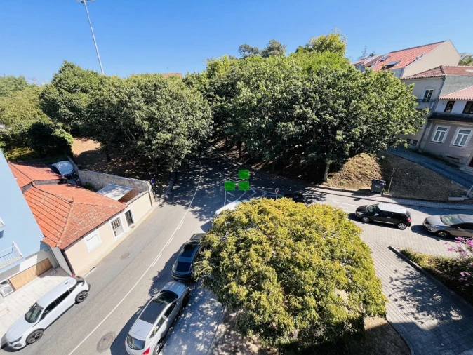 Apartamento T1 para Venda em Paranhos Foto 9