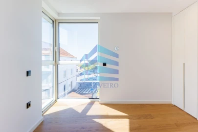Apartamento T3 para Venda em Glória e Vera Cruz
