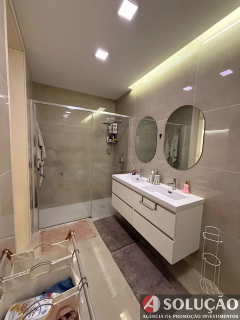 Apartamento T4 para Venda em São Vicente (Braga)