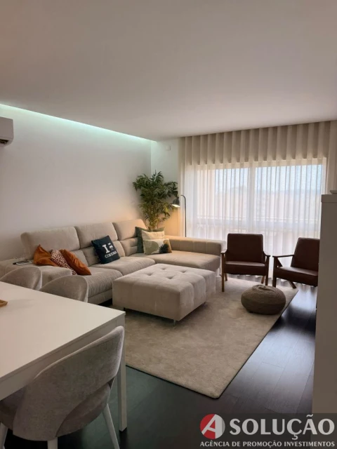 Apartamento T4 para Venda em São Vicente (Braga)