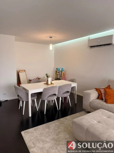 Apartamento T4 para Venda em São Vicente (Braga)