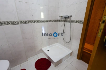 Apartamento T2 para Venda em Avintes