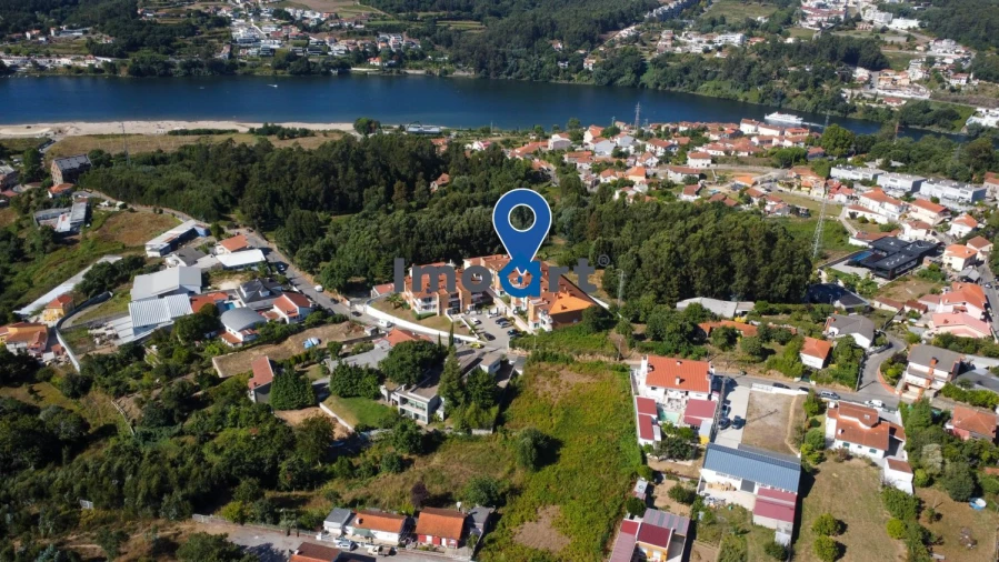Apartamento T2 para Venda em Avintes Foto 50