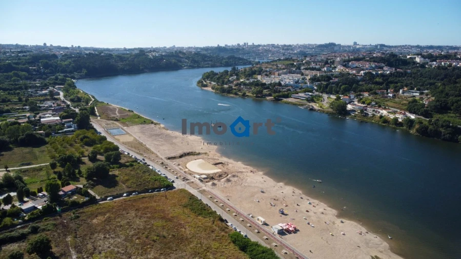 Apartamento T2 para Venda em Avintes Foto 52