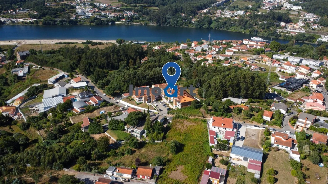 Apartamento T2 para Venda em Avintes Foto 50