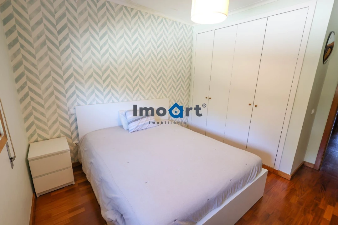 Apartamento T2 para Venda em Avintes Foto 43