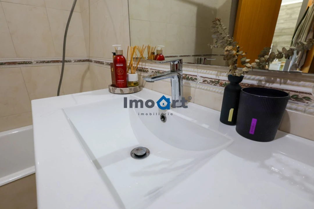 Apartamento T2 para Venda em Avintes Foto 36