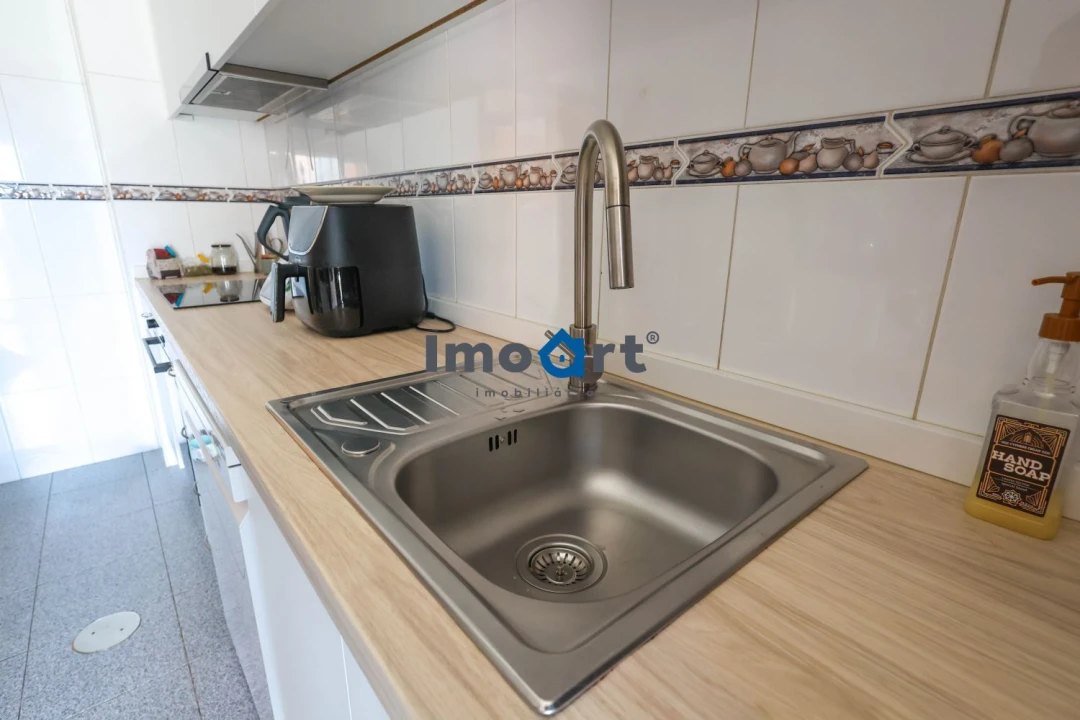 Apartamento T2 para Venda em Avintes Foto 13