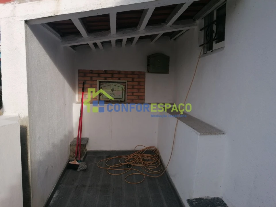 Apartamento T1 para Arrendamento em Castelo Branco Foto 17