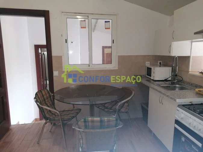 Apartamento T1 para Arrendamento em Castelo Branco Foto 5