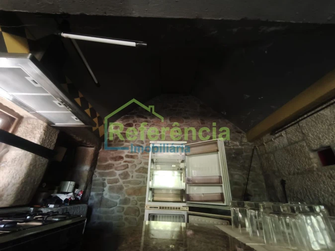 Moradia T4 para Venda em Santa Maria Maior Foto 15