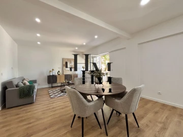 Apartamento T3 para Venda em Benfica