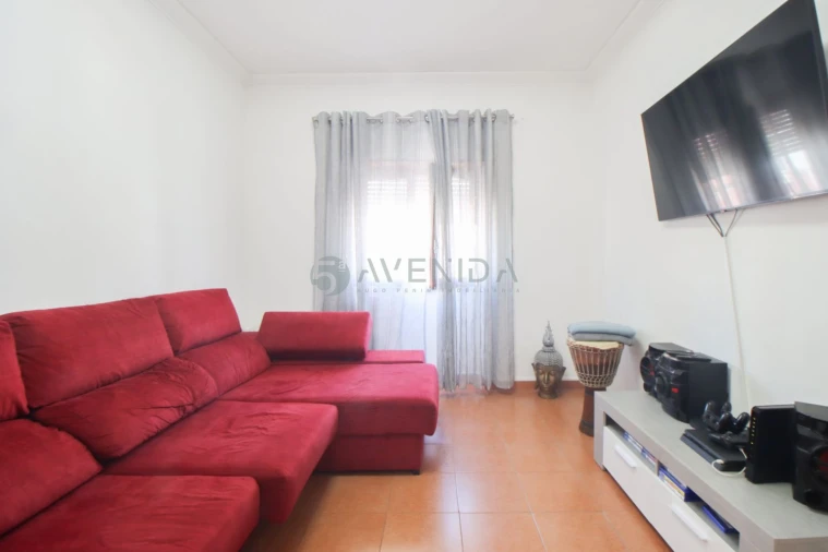 Apartamento T2 para Venda em Santo Antonio da Charneca Foto 7
