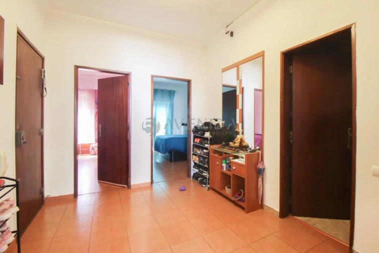 Apartamento T2 para Venda em Santo Antonio da Charneca Foto 18