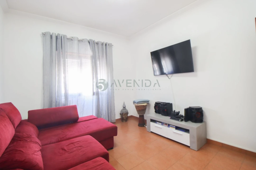 Apartamento T2 para Venda em Santo Antonio da Charneca Foto 5
