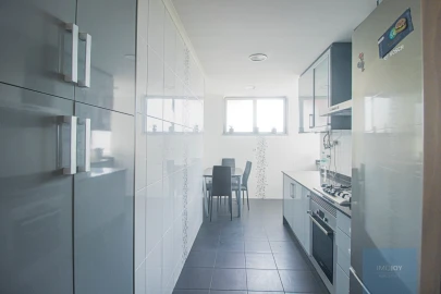 Apartamento T3 para Arrendamento em Cascais e Estoril