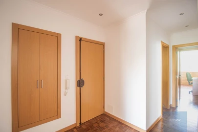 Apartamento T3 para Arrendamento em Cascais e Estoril