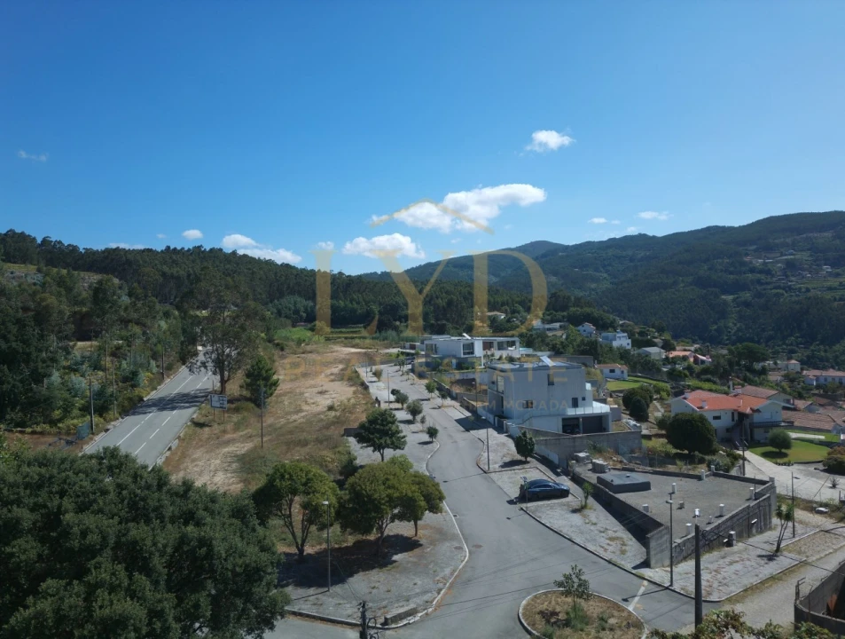 Terreno para Venda em Vila Chã, Codal e Vila Cova de Perrinho Foto 2