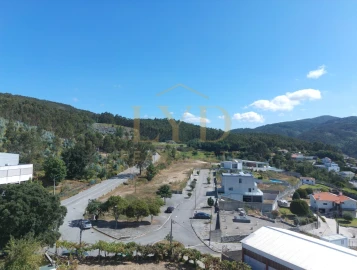 Terreno para Venda em Vila Chã, Codal e Vila Cova de Perrinho