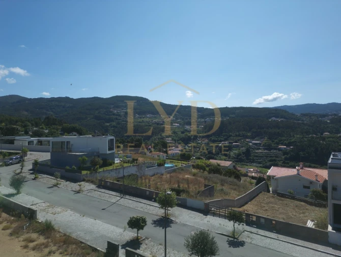 Terreno para Venda em Vila Chã, Codal e Vila Cova de Perrinho Foto 8