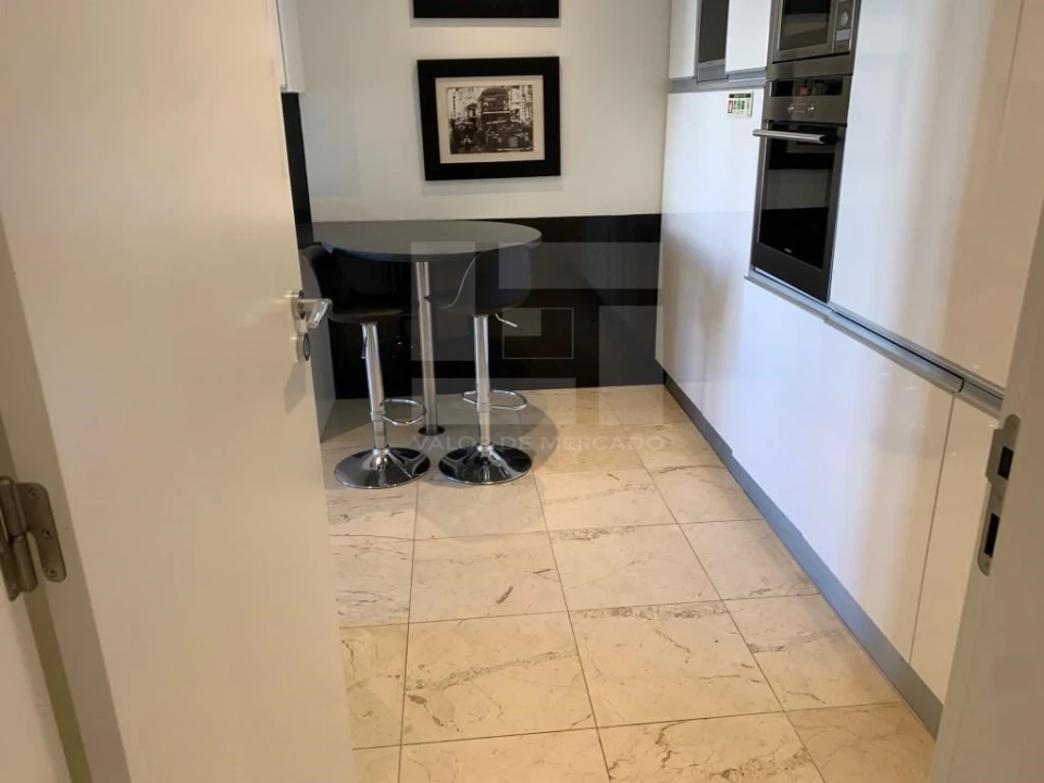 Apartamento T2 para Venda em Quarteira Foto 4