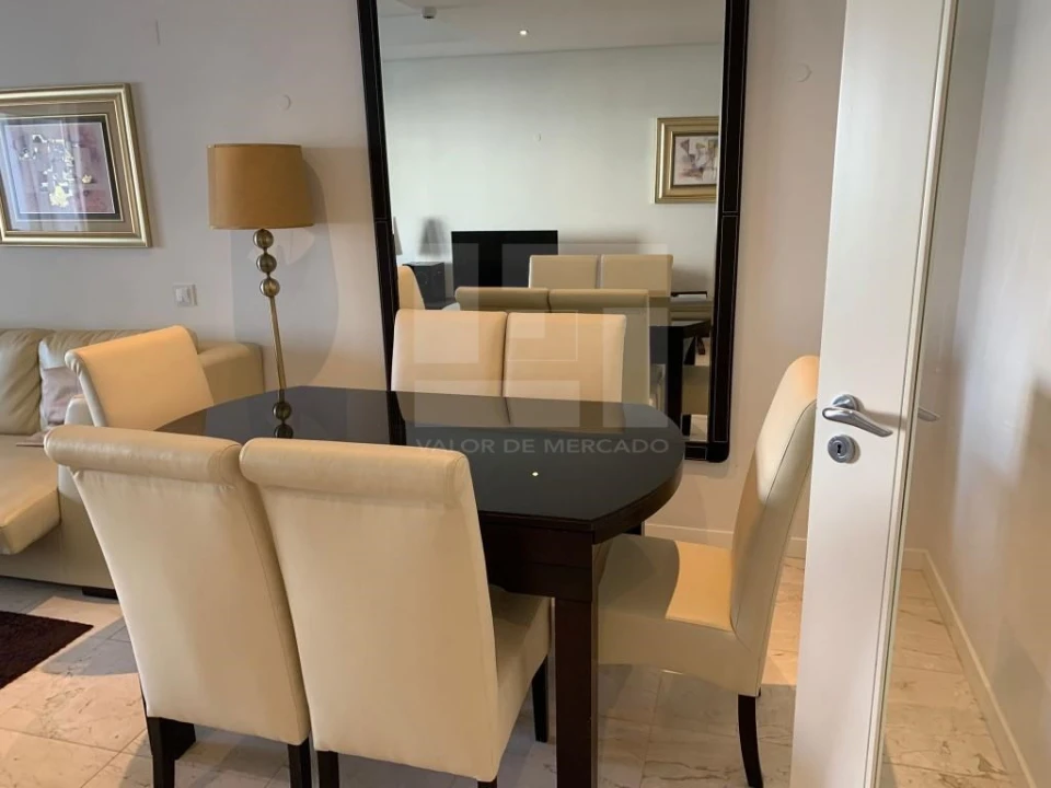 Apartamento T2 para Venda em Quarteira Foto 5