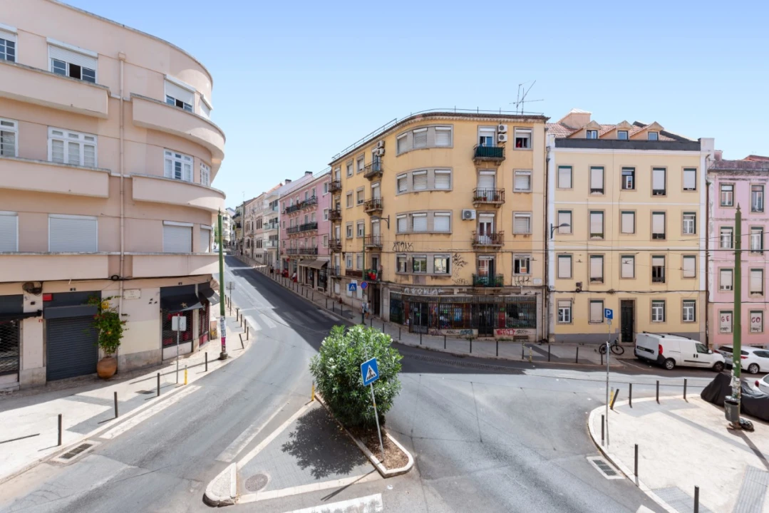 Apartamento T3 para Venda em Arroios Foto 8