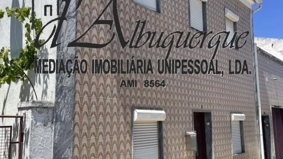 Prédio para Venda em Alter do Chão