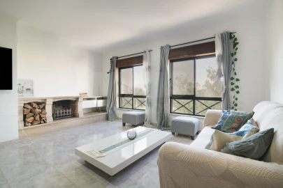 Apartamento T5 para Venda em Algueirão-Mem Martins