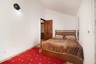 Apartamento T5 para Venda em Algueirão-Mem Martins