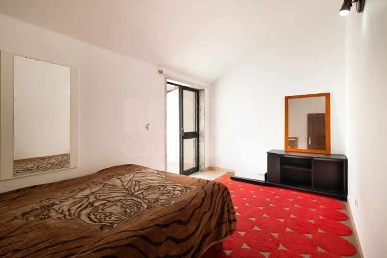 Apartamento T5 para Venda em Algueirão-Mem Martins Foto 6