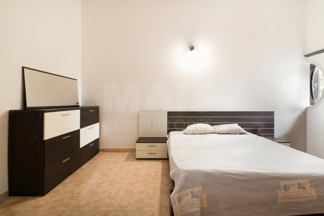 Apartamento T5 para Venda em Algueirão-Mem Martins Foto 4