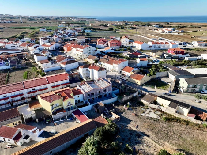 Apartamento T2 para Venda em Atouguia da Baleia Foto 7