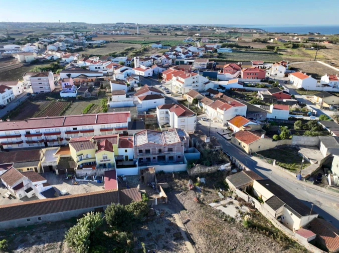Apartamento T2 para Venda em Atouguia da Baleia Foto 9
