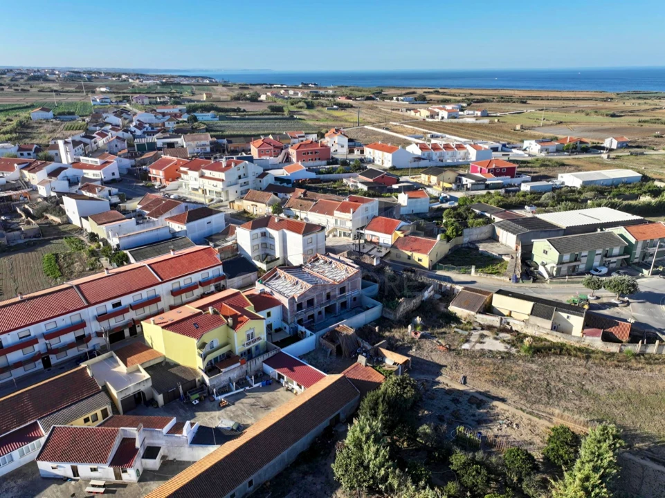 Apartamento T2 para Venda em Atouguia da Baleia Foto 5