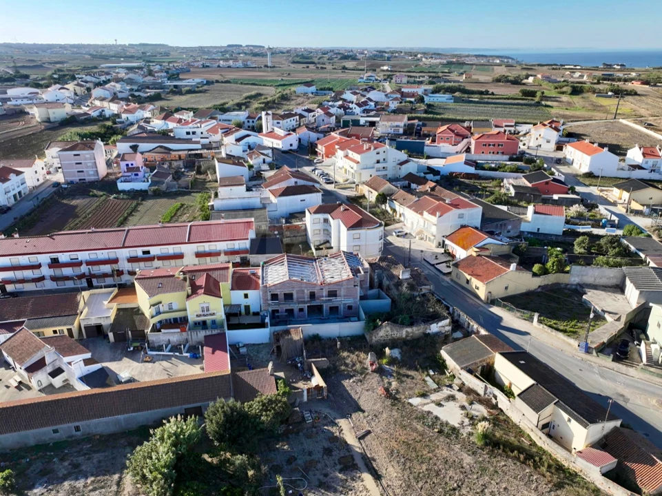 Apartamento T2 para Venda em Atouguia da Baleia Foto 9