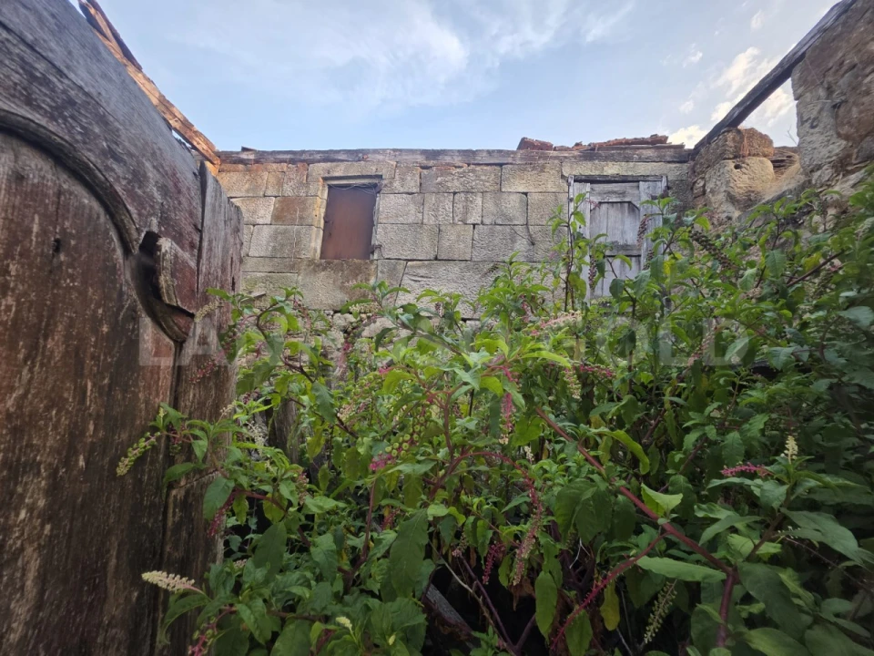 Terreno para Venda em Adães Foto 8