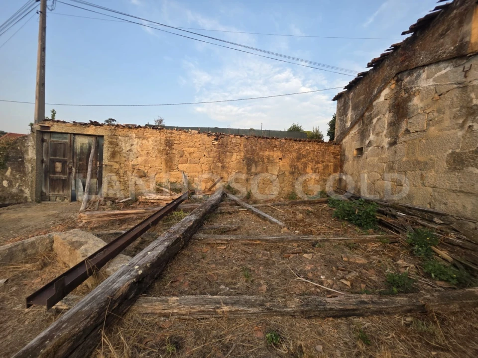 Terreno para Venda em Adães Foto 9
