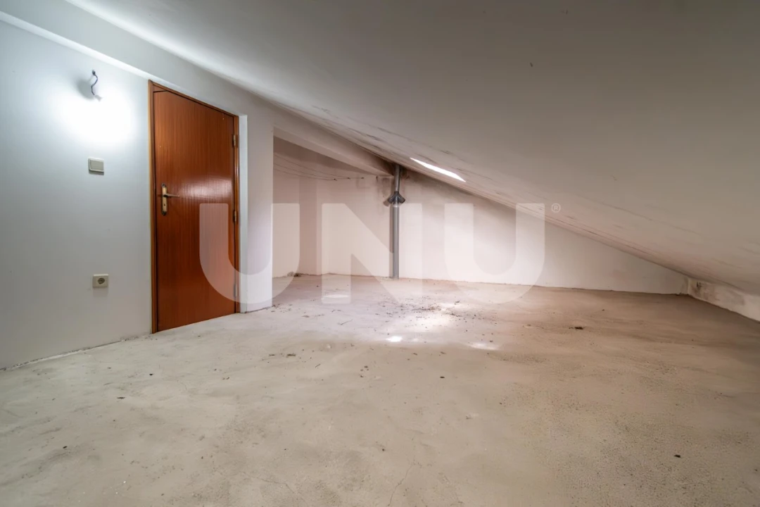 Apartamento T3 para Venda em Covilhã e Canhoso Foto 25
